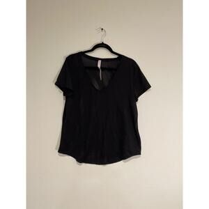 lululemon Black Sheer Striped V-Neck Short Sleeve Top Size 12
